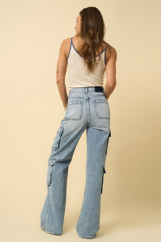 Crossover Relaxed Cargo Jeans – Comfortable, Casual, and Functional