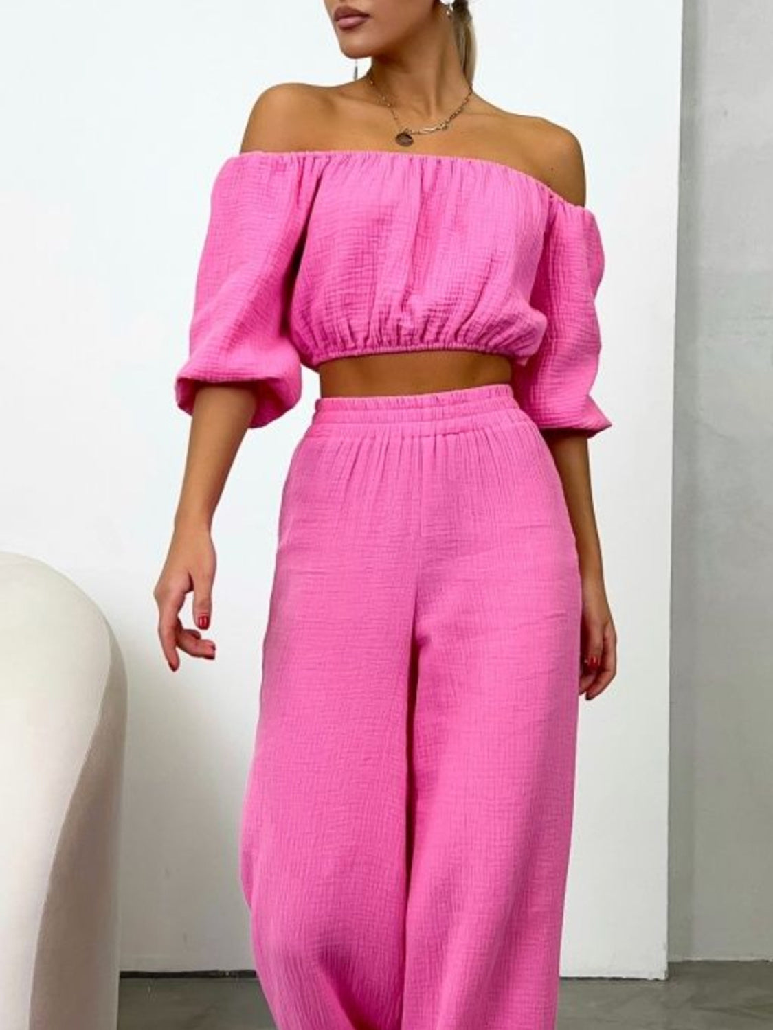 Chic & Sassy: Off Shoulder Long Sleeve Top & Pants Set – Perfect for Every Fashionista!