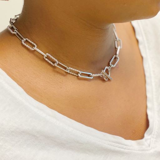 Toggle Chain Link Necklace: Effortless Style for Every Day